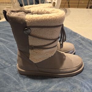 Koolaburra by ugg boots
